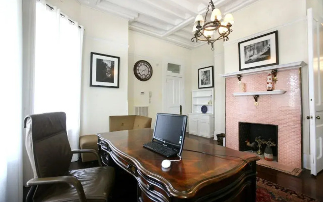 Sealy Hutchings Mansion by RedAwning