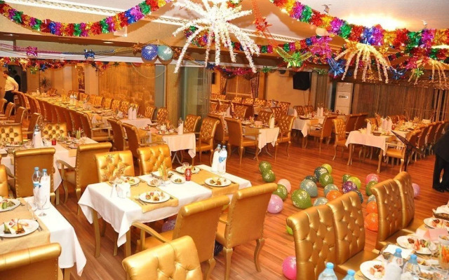 Golden Boutique Hotel