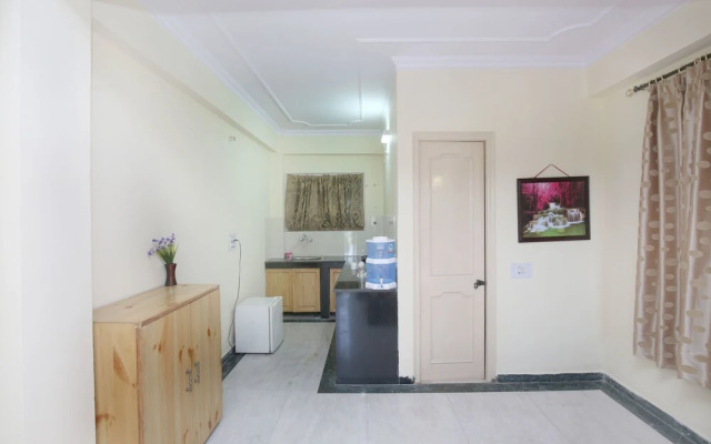 OYO 14084 Home Hill View Studio Barog