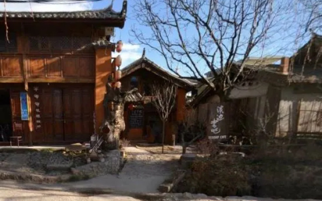 Luoxuange Inn – Outside – Lijiang
