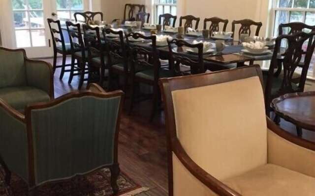 Judson Heath Colonial Inn