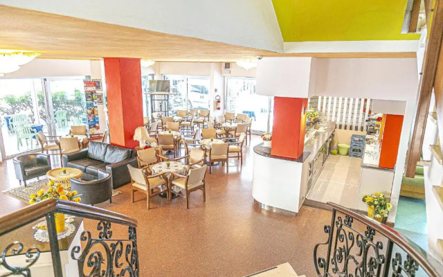 Hotel Tropical