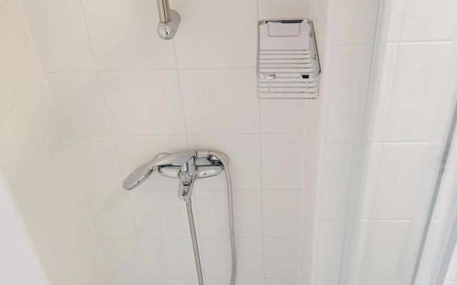 West vibes apartment