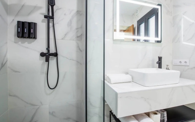 Apartamentos Élite - Warhol