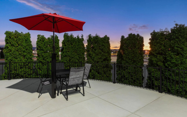 Super 8 by Wyndham Winona MN