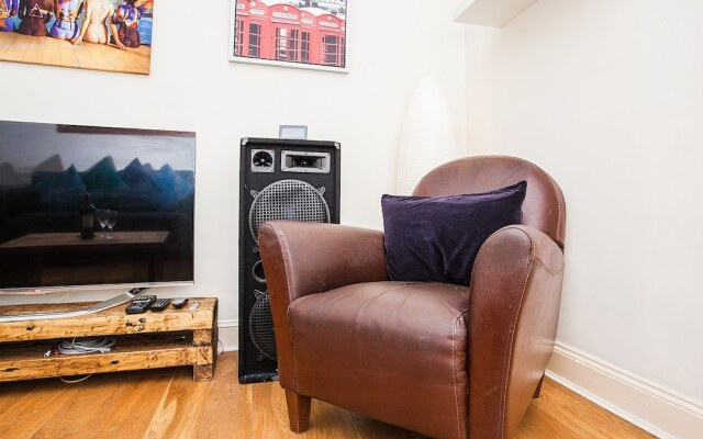 Shoreditch 2 Bedroom Flat