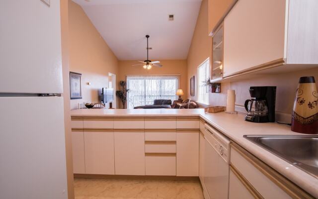 Overlook Grove - 2 Br Condo