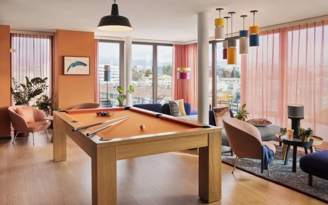 Stay KooooK Geneva City – Online Check In