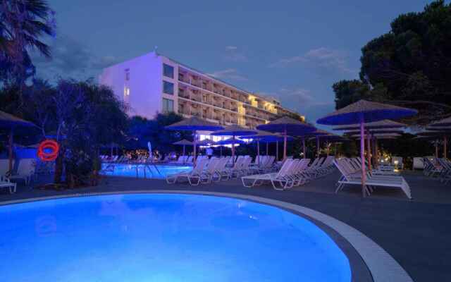 Ninos Grand Hotel