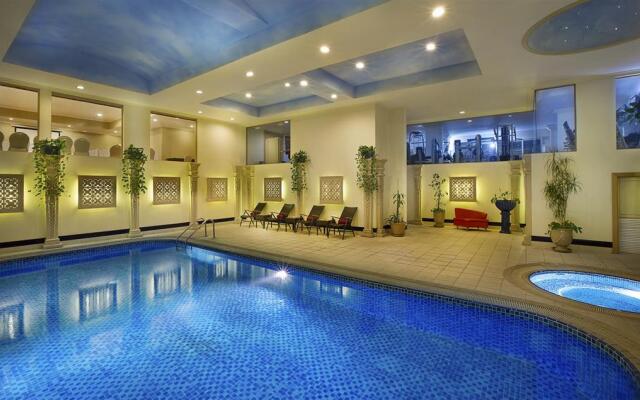 Al Safir Hotel & Tower