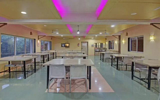 Talwalkar's Serene Resort by OYO Rooms