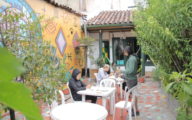 Hostal Sue Candelaria - Hostel