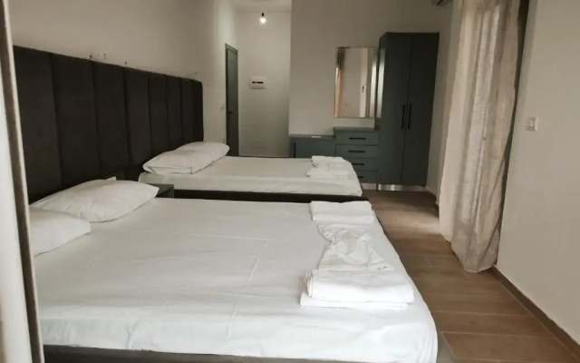 Petros rooms