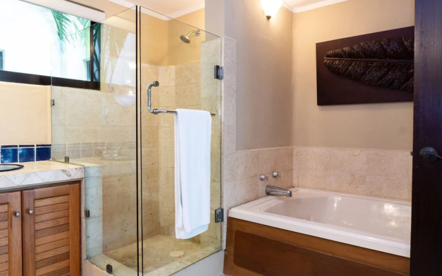 Royal Palms 8 2 Bedroom Condo by RedAwning