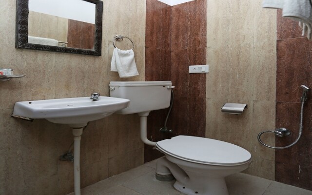 OYO Flagship 10567 Hotel Gandharv