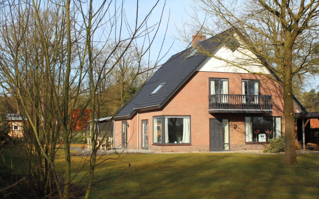 Comfortable villa with a dishwasher, near a national park