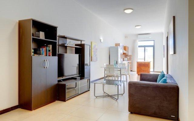 Modern 2 Bedroom Maisonette in Central Sliema