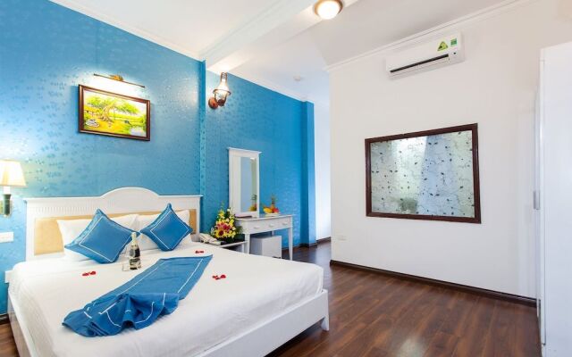 Friends Inn  Travel