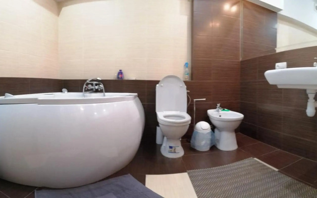 Big Apartment in Rivne center