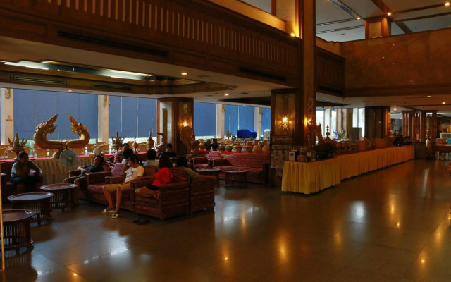 Diamond River Ping Petch-Ngam Hotel