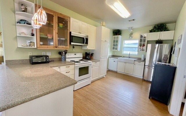 Luna Bella 3 Bedroom Home by Redawning