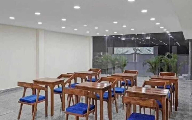 Hotel The Anvi Residency