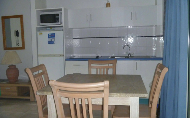 Chez Noosa Holiday Apartments