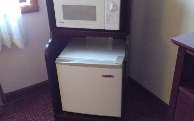 Travelodge By Wyndham Merrill