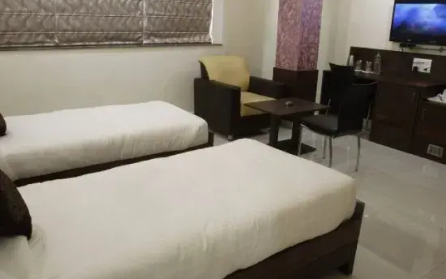 Hotel Mercury Residency