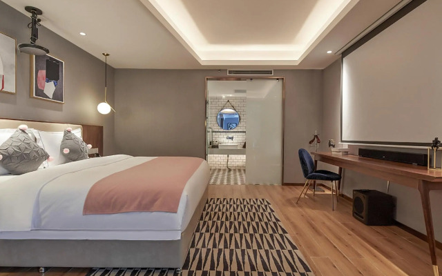Feeling Hotel