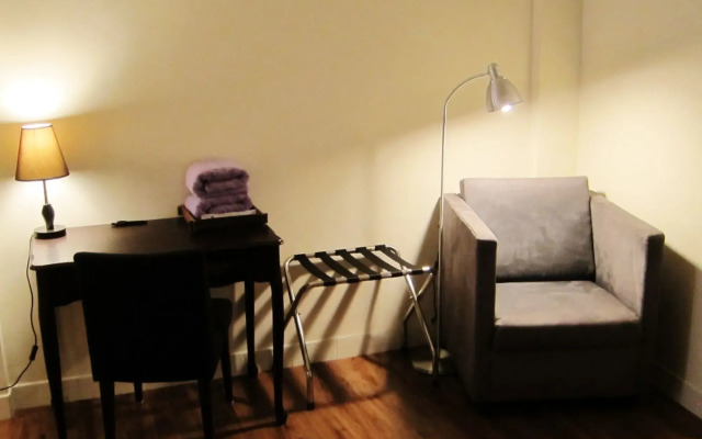 Mutter Apartment