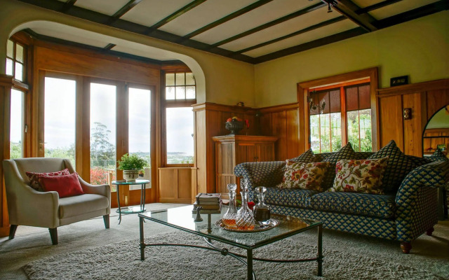 The Douglas - Fine Accomodation