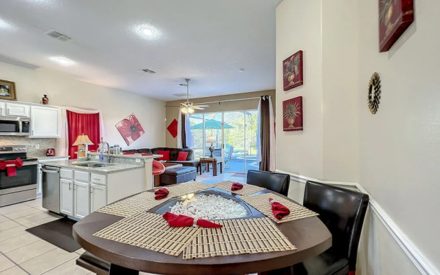 Scuttle Vacation Pool Home W Spa