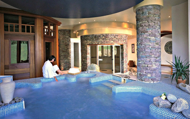 Delphi Resort