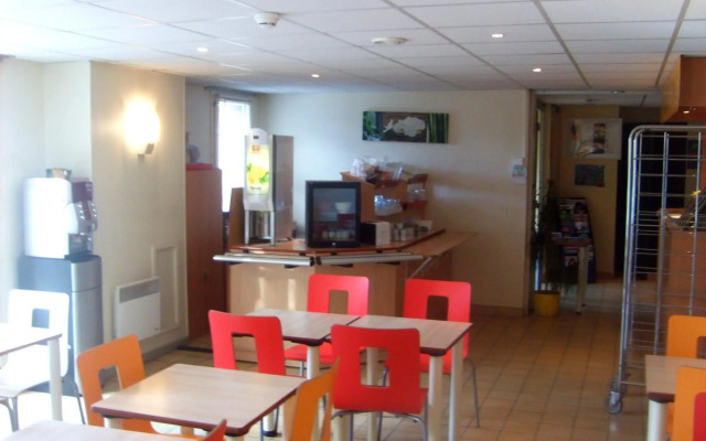 Premiere Classe Douai - Cuincy