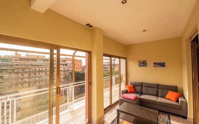 Spacious Family Apartment in Pigneto