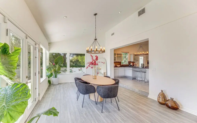 Los Angeles Home w/ Private Pool, Mtn & Lake View!