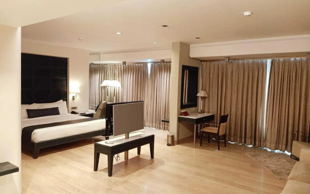Mirage Hotel