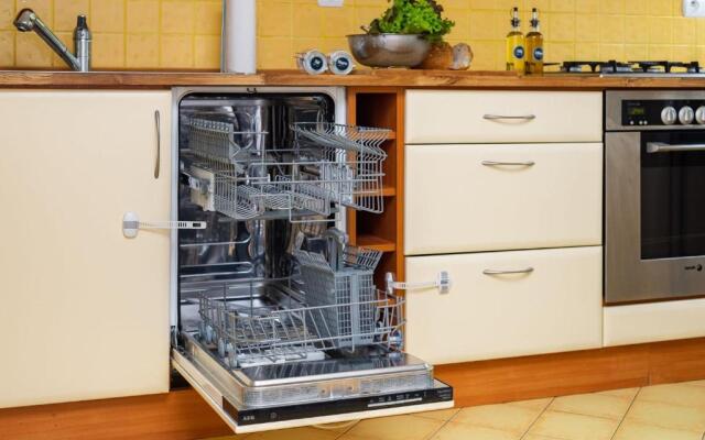 Rent Like Home - Smolna 8