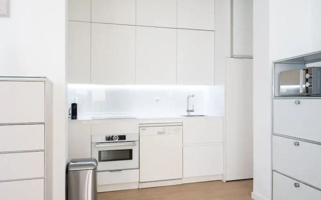 Charming Plaza de Callao