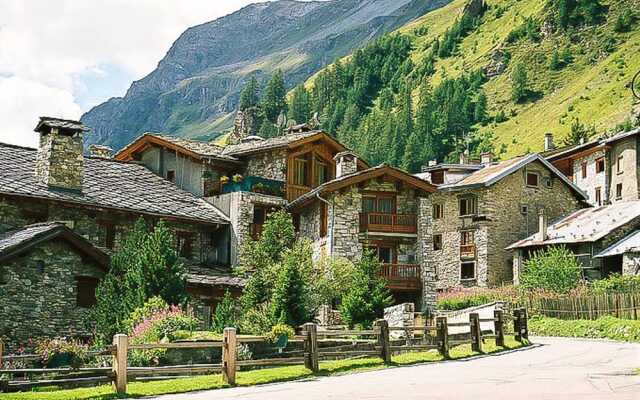 Apartment With one Bedroom in Val-d'isère, With Wonderful Mountain Vie