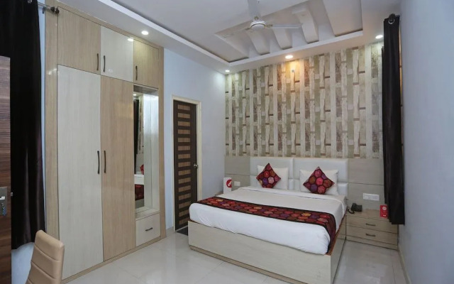 VMS Royal Inn By OYO Rooms