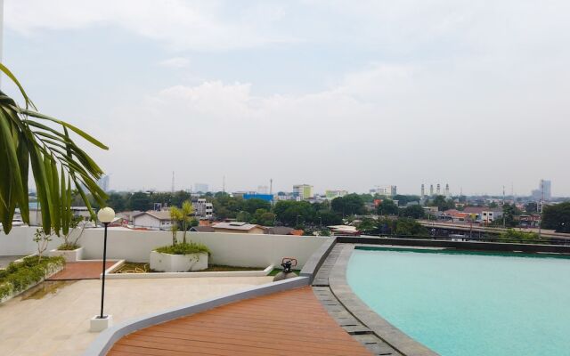 Comfy Studio Room at Patraland Urbano Apartment