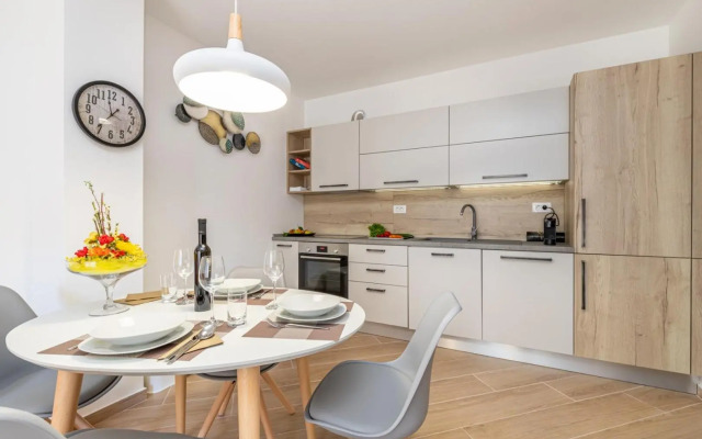 Apartment Brioni Colors City