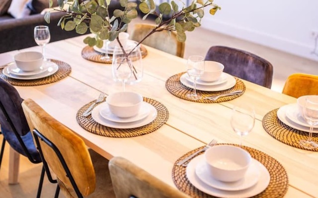 Nb304/306 3BR Serviced Apartments