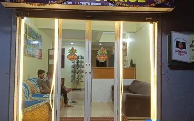 Hotel Sunrise, Panchgani