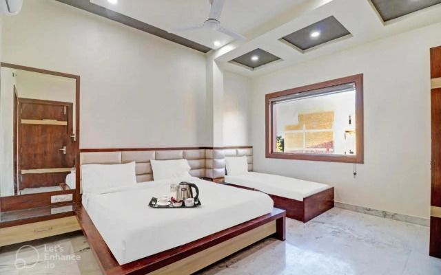 Hotel Sahibs RS Palace