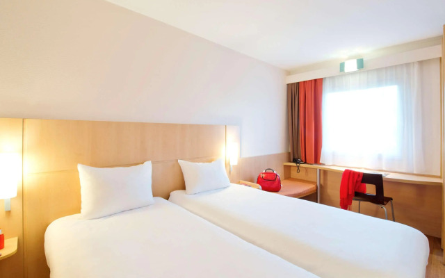 ibis Warszawa Ostrobramska