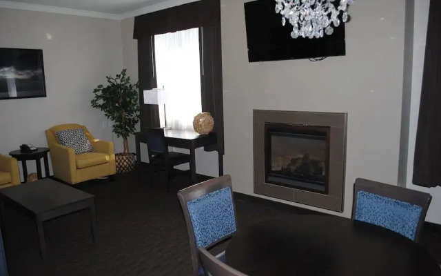 Days Inn and Suites Lindsay