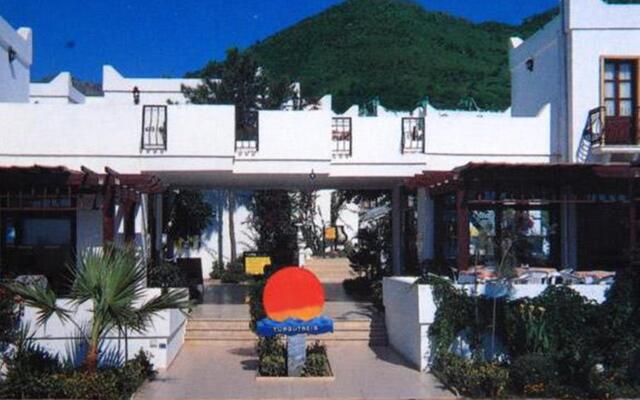 Fiorita Beach Hotel